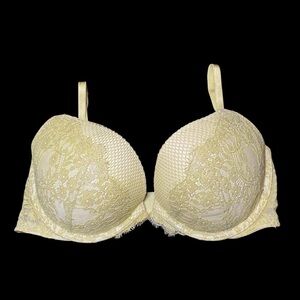 Victoria's Secret Lace Bra in Soft Yellow